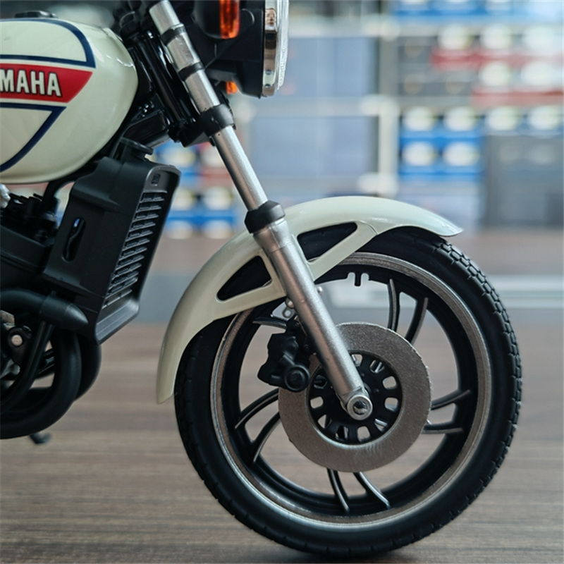 1:12 YAMAHA RZ250 RD250LC Allo - Model Kit Aoshima ulasan dan harga