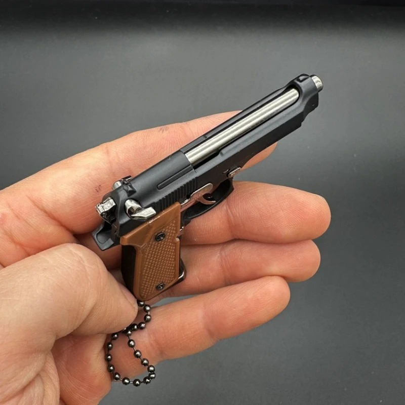 1:3 Scale Alloy Pistol Keychai - Model Kit Revolver ulasan dan harga
