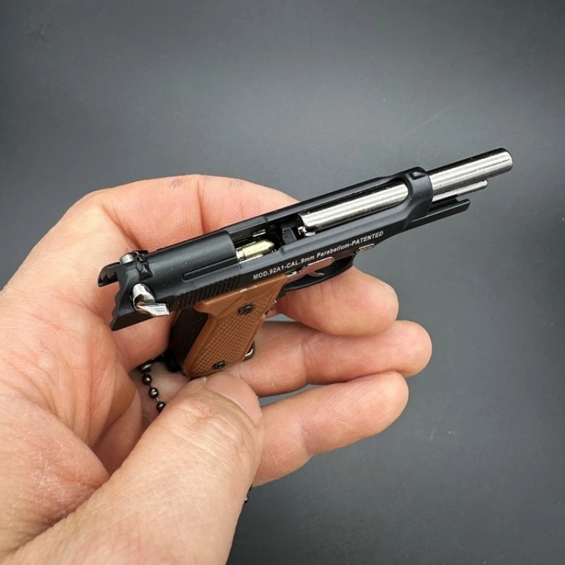 1:3 Scale Alloy Pistol Keychai - Model Kit Revolver ulasan dan harga